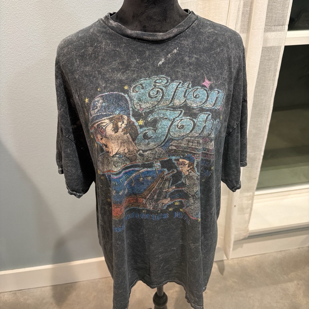 Vintage Elton John Rocket Man Los Angeles 1975 Junk Food Stone Wash Charcoal XL